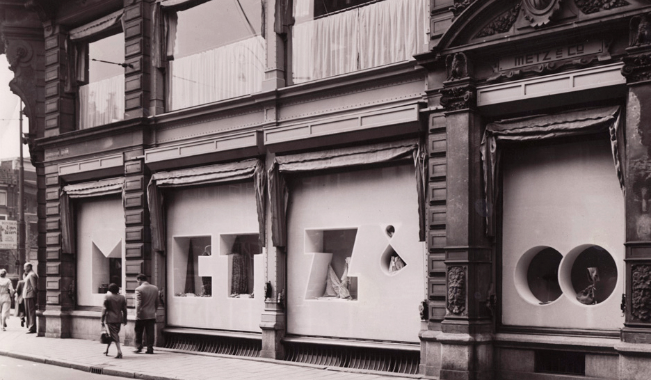 1949 Metz-Co-Store-Amsterdam-by-Gerrit-Rietveld