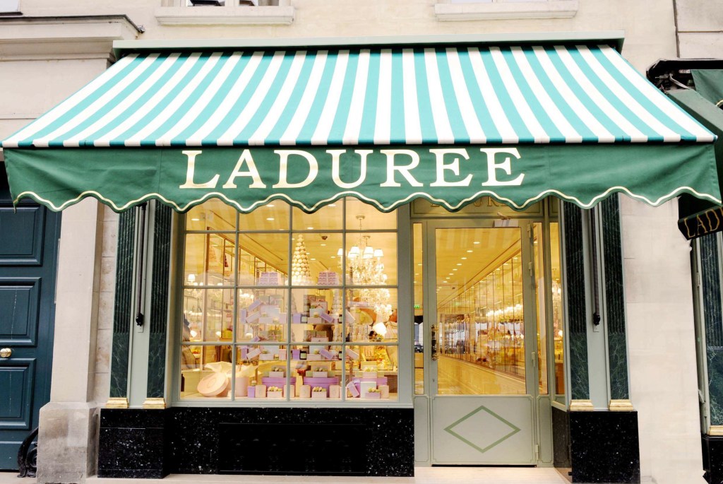 Pâtisserie Ladurée Paris