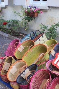 de rieten mand, Franse mode accessoire