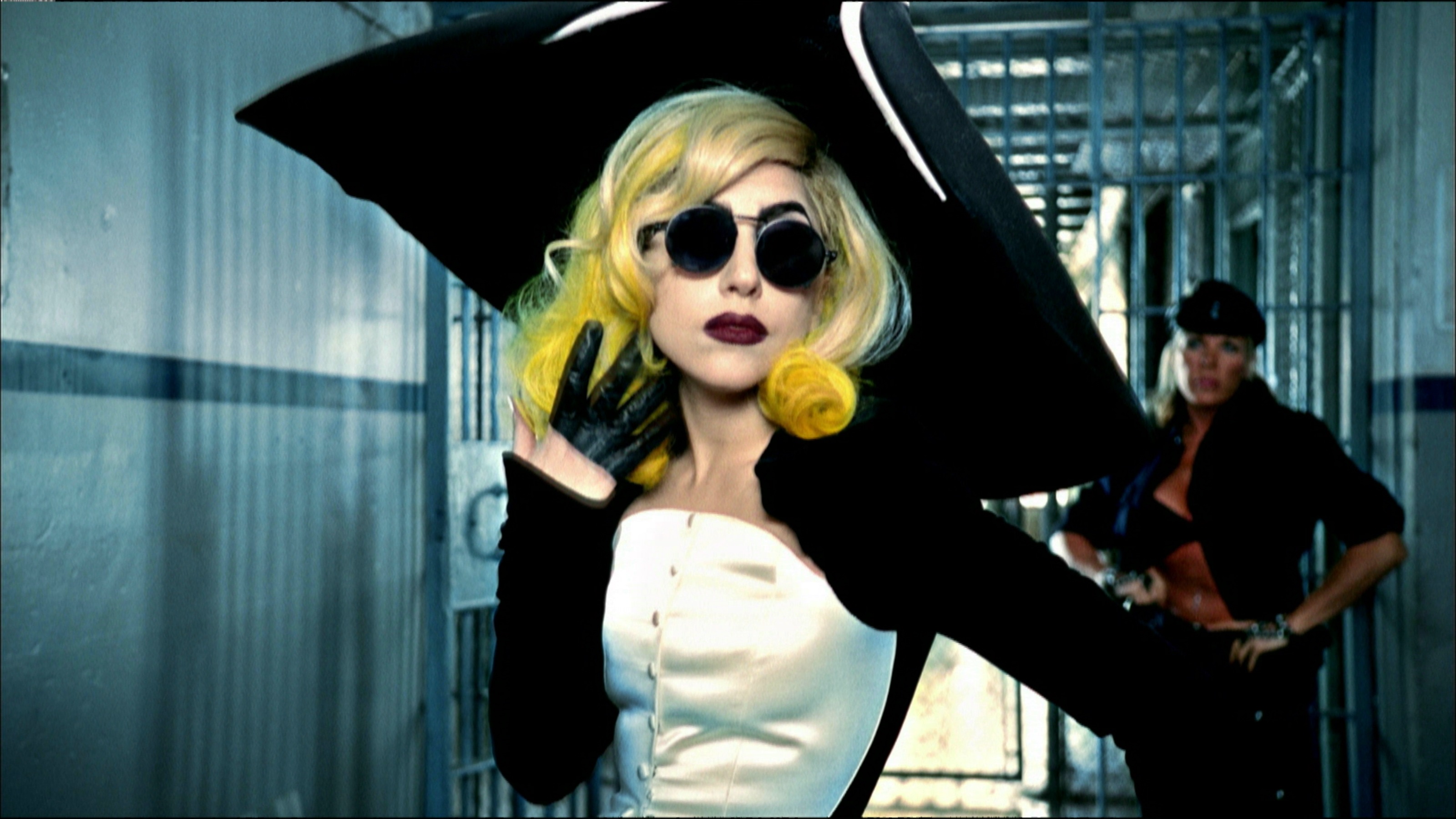 5. Lady Gaga in the video for the song “Telephone” (The Fame Monster album), 2010, directed by Jonas Åkerlund. Outfit Thierry Mugler, Anniversaire des 20 ans collection
