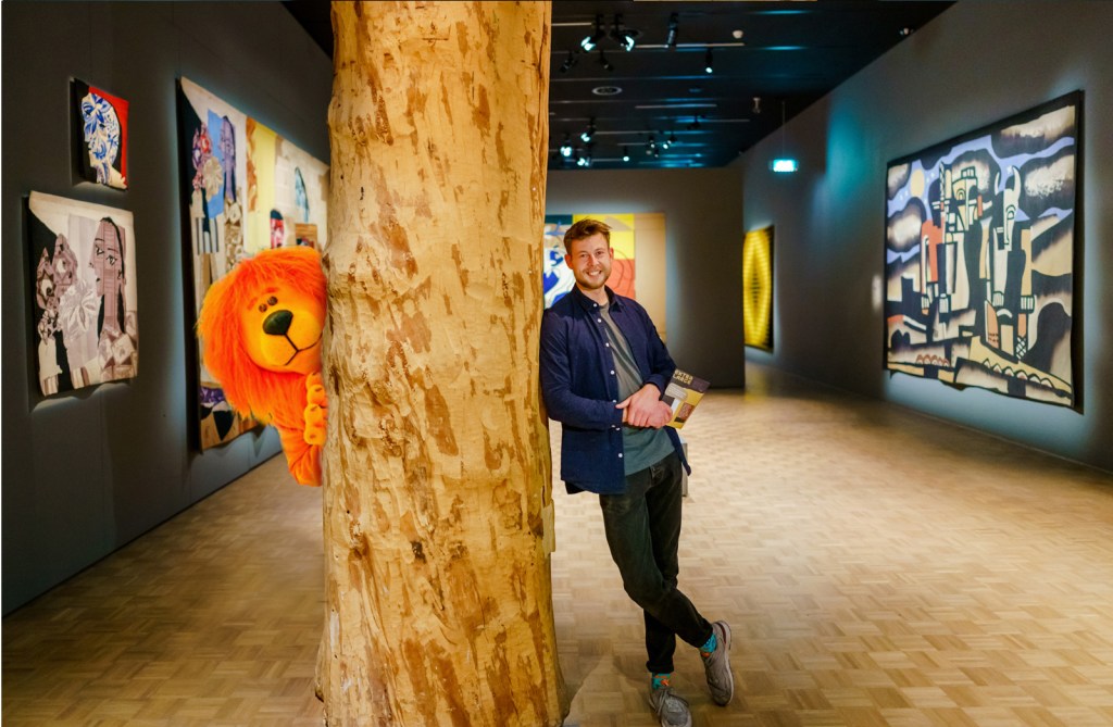 Eerste online Kunstbuzz voor scholieren bezoekt Extra Large tentoonstelling in Kunsthal&nbsp;Rotterdam