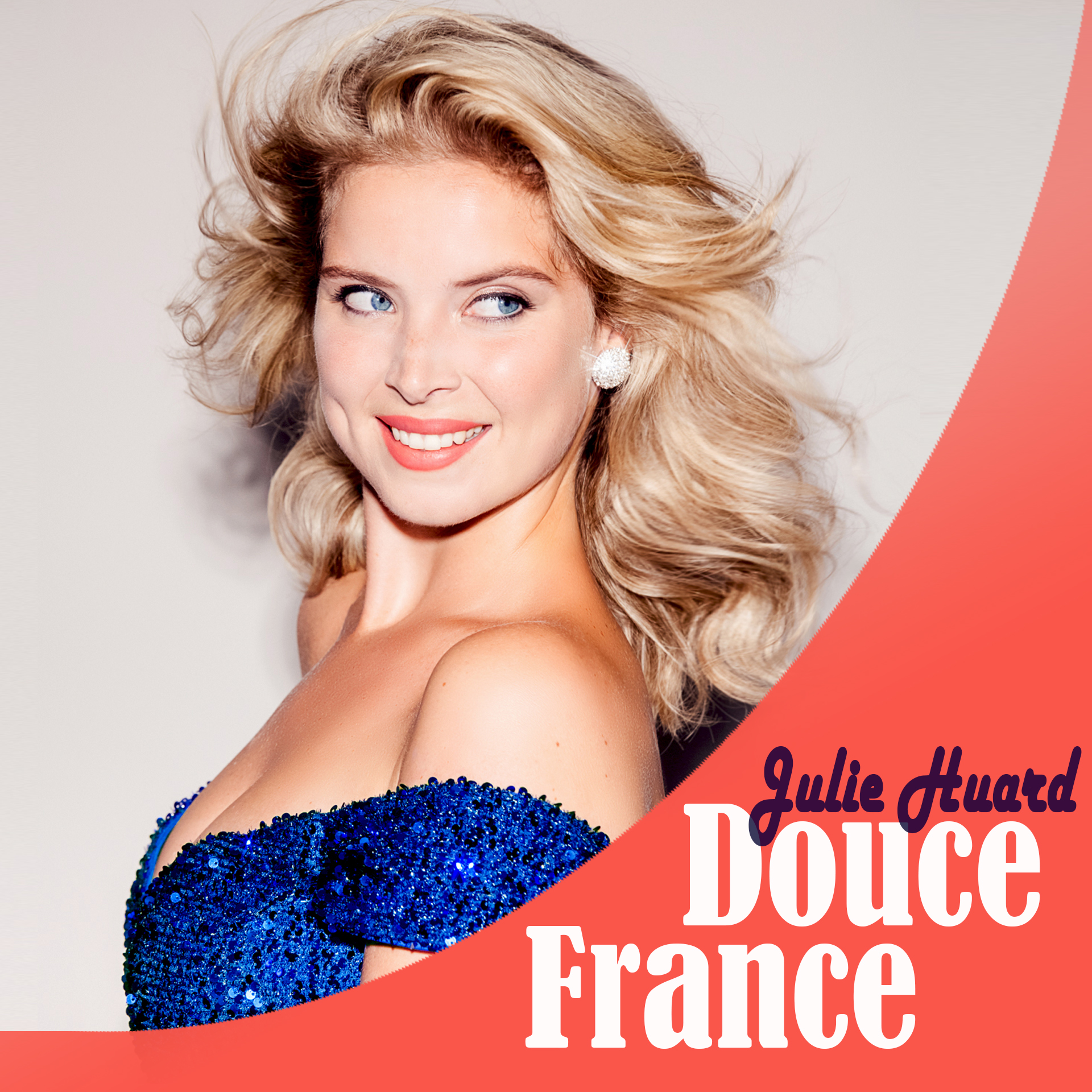 Eerste theatertour ‘Let’s Go Paris’ van Julie Huard