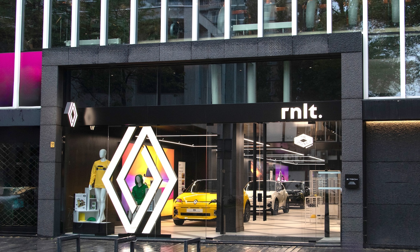 RENAULT opent brandstore in hartje Rotterdam