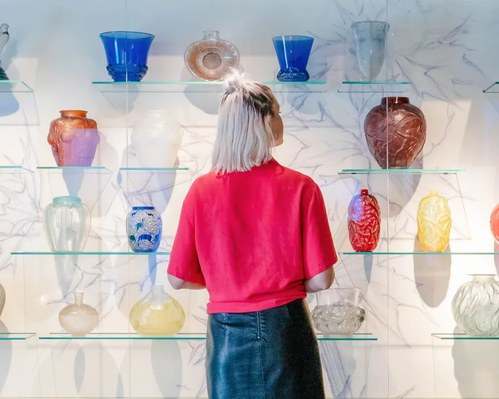 Lalique Museum Doesburg: Koninkrijk van Kleuren Tentoonstelling